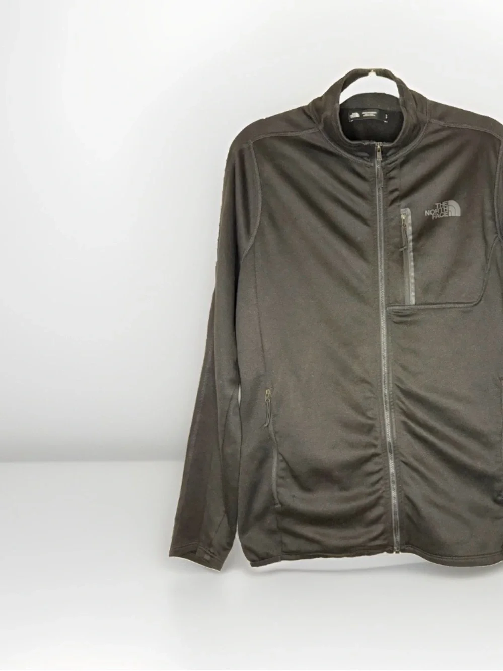 The North Face Black Lightweight Full‑Zip Jacket